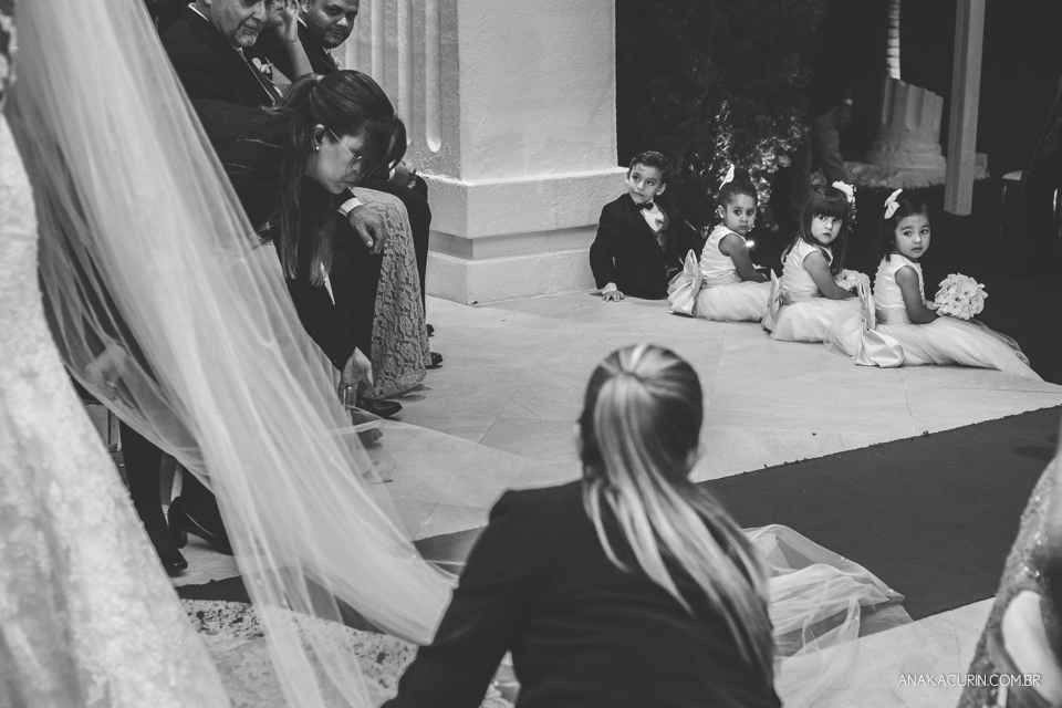 Casamento da Thamiris e do Igor, que aconteceu no Coliseum, na cidade do Rio de Janeiro, fotografado pela Ana Kacurin
