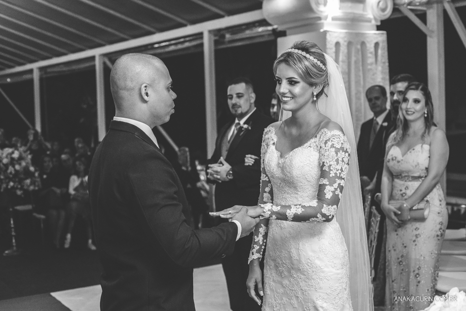 Casamento da Thamiris e do Igor, que aconteceu no Coliseum, na cidade do Rio de Janeiro, fotografado pela Ana Kacurin