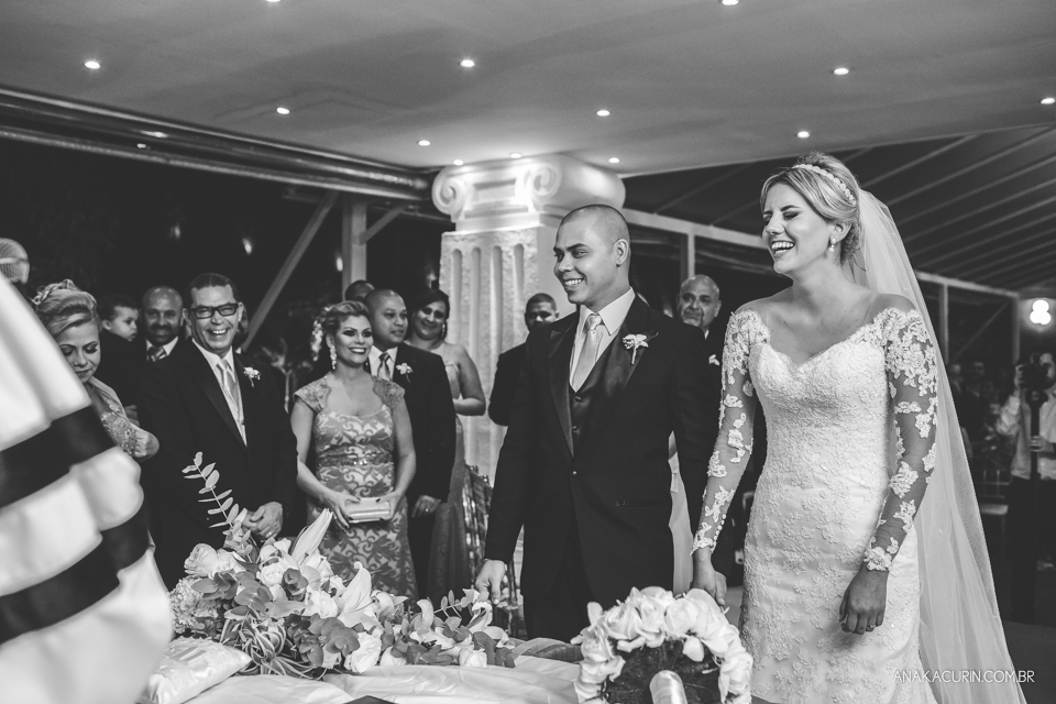 Casamento da Thamiris e do Igor, que aconteceu no Coliseum, na cidade do Rio de Janeiro, fotografado pela Ana Kacurin