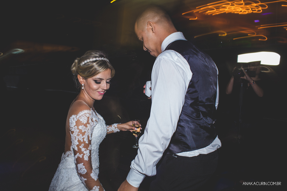 Casamento da Thamiris e do Igor, que aconteceu no Coliseum, na cidade do Rio de Janeiro, fotografado pela Ana Kacurin
