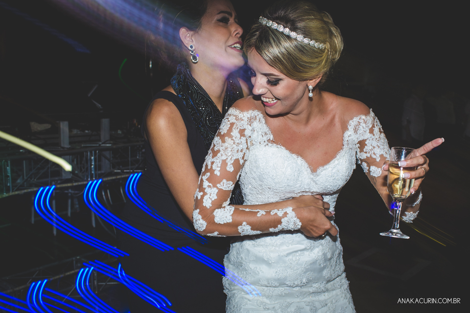 Casamento da Thamiris e do Igor, que aconteceu no Coliseum, na cidade do Rio de Janeiro, fotografado pela Ana Kacurin