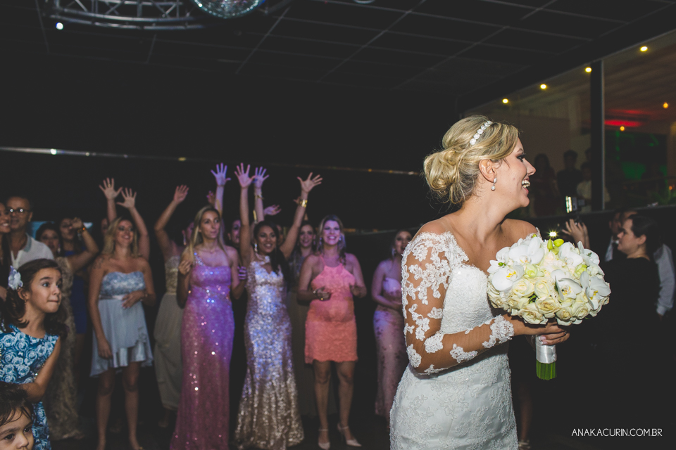 Casamento da Thamiris e do Igor, que aconteceu no Coliseum, na cidade do Rio de Janeiro, fotografado pela Ana Kacurin