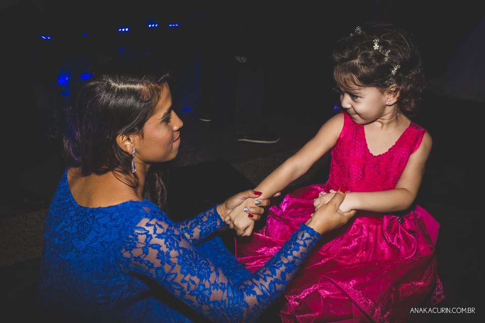 Casamento da Thamiris e do Igor, que aconteceu no Coliseum, na cidade do Rio de Janeiro, fotografado pela Ana Kacurin