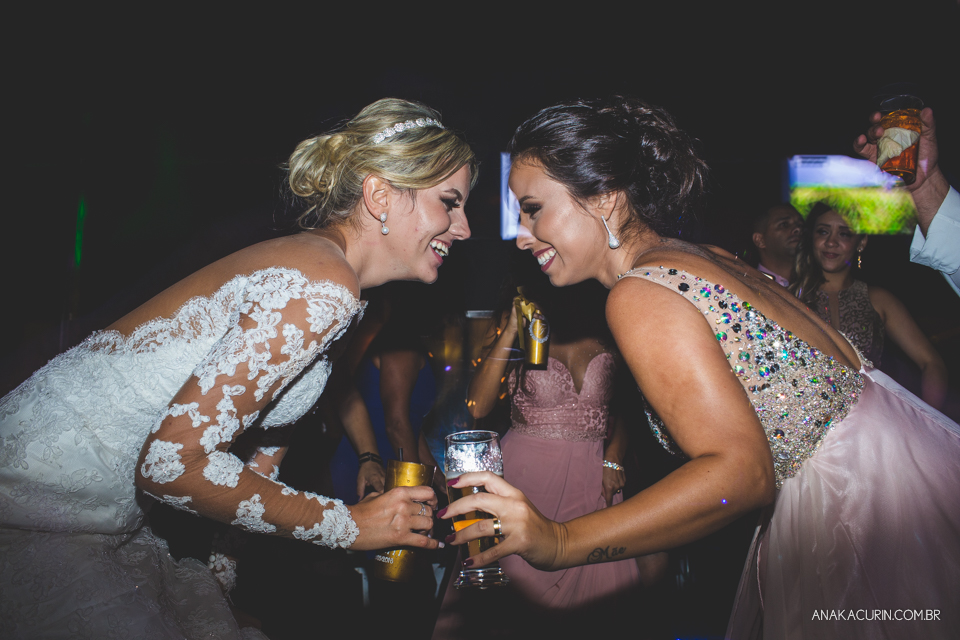 Casamento da Thamiris e do Igor, que aconteceu no Coliseum, na cidade do Rio de Janeiro, fotografado pela Ana Kacurin