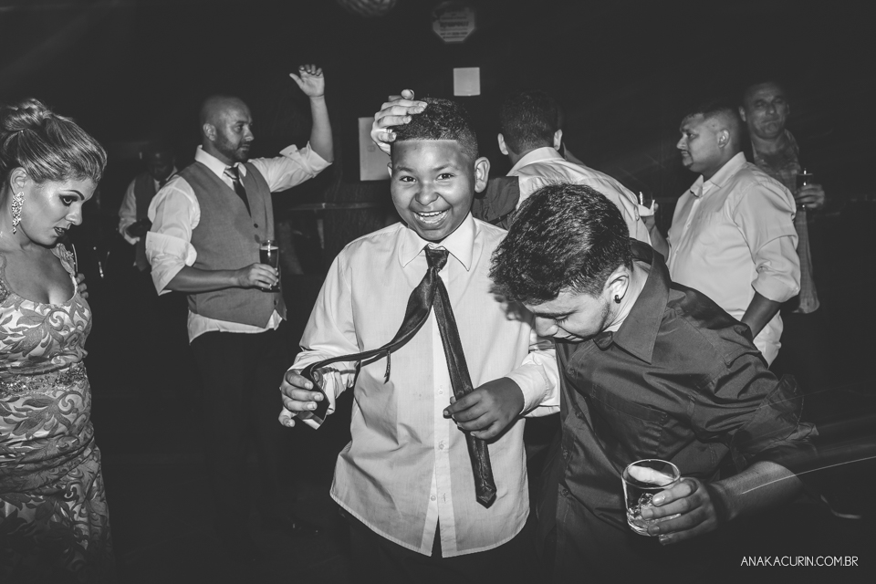 Casamento da Thamiris e do Igor, que aconteceu no Coliseum, na cidade do Rio de Janeiro, fotografado pela Ana Kacurin
