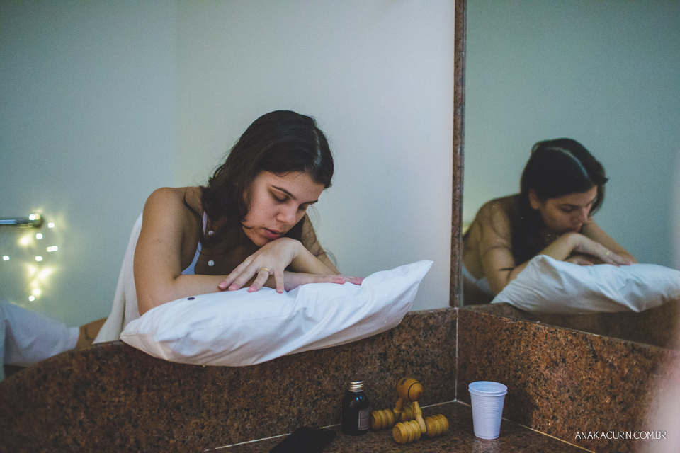 Parto natural hospitalar de Sofia, que aconteceu na Perinatal de Laranjeiras e teve a fotografia feita por Ana Kacurin.