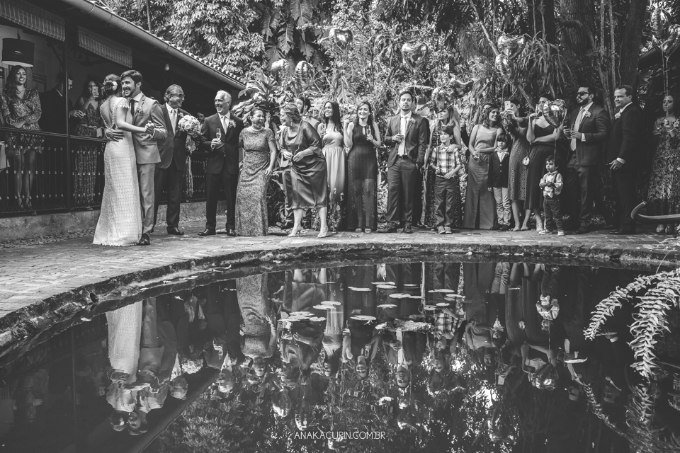 Casamento Mini Wedding da Bruna e Pablo que aconteceu no Restaurante Quinta, em Vargem Grande, Rio de Janeiro, Fotografia de casamento por Ana Kacurin. Casamento de dia, ao ar livre.