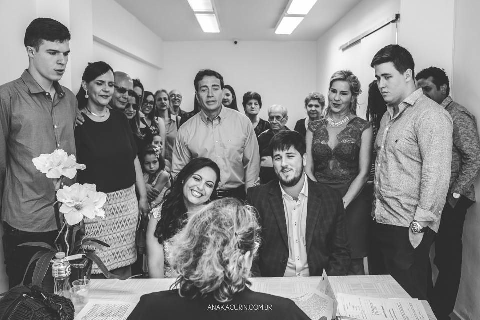 Casamento no Civil de Luiza e Phillipe, no cartório do Shopping DownTown e recepção no Restaurante Pagum na Barra da Tijuca, fotografado por Ana Kacurin.