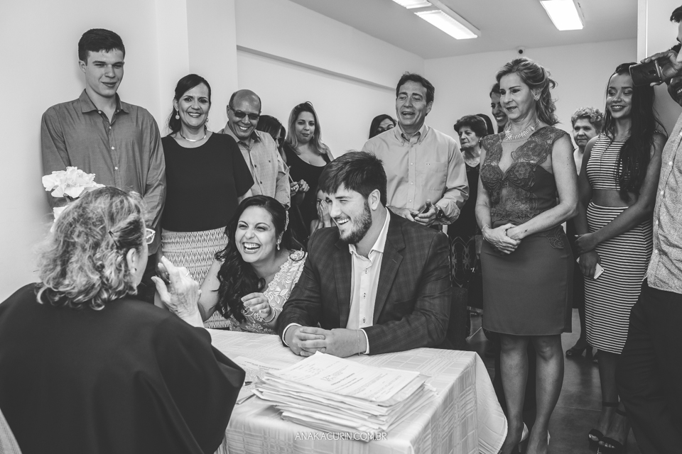 Casamento no Civil de Luiza e Phillipe, no cartório do Shopping DownTown e recepção no Restaurante Pagum na Barra da Tijuca, fotografado por Ana Kacurin.