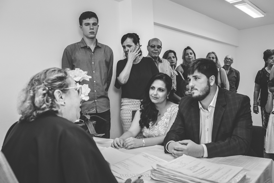 Casamento no Civil de Luiza e Phillipe, no cartório do Shopping DownTown e recepção no Restaurante Pagum na Barra da Tijuca, fotografado por Ana Kacurin.