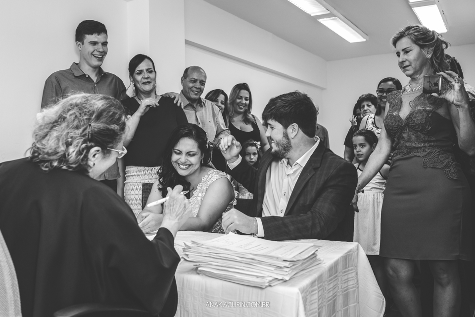 Casamento no Civil de Luiza e Phillipe, no cartório do Shopping DownTown e recepção no Restaurante Pagum na Barra da Tijuca, fotografado por Ana Kacurin.