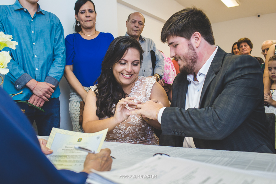 Casamento no Civil de Luiza e Phillipe, no cartório do Shopping DownTown e recepção no Restaurante Pagum na Barra da Tijuca, fotografado por Ana Kacurin.