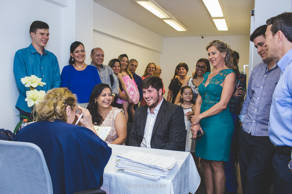 Casamento no Civil de Luiza e Phillipe, no cartório do Shopping DownTown e recepção no Restaurante Pagum na Barra da Tijuca, fotografado por Ana Kacurin.