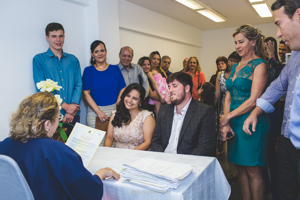 Casamento no Civil de Luiza e Phillipe, no cartório do Shopping DownTown e recepção no Restaurante Pagum na Barra da Tijuca, fotografado por Ana Kacurin.