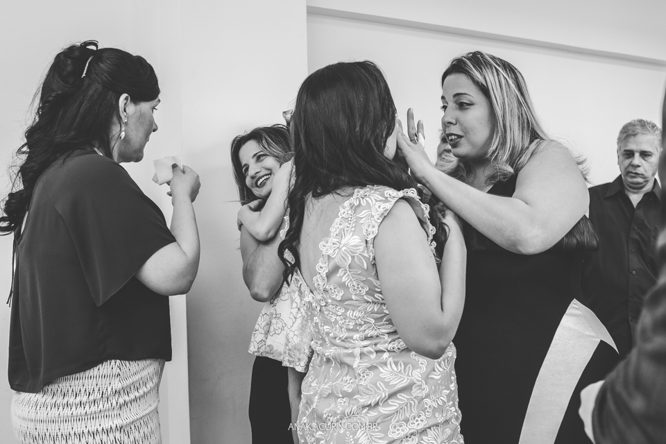 Casamento no Civil de Luiza e Phillipe, no cartório do Shopping DownTown e recepção no Restaurante Pagum na Barra da Tijuca, fotografado por Ana Kacurin.