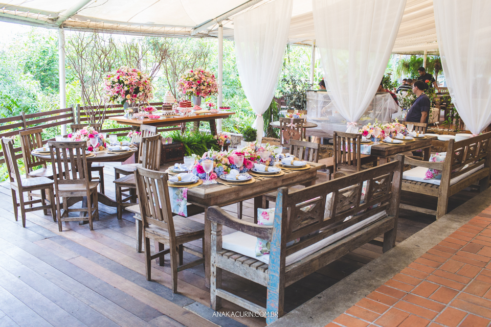 Casamento no Civil de Luiza e Phillipe, no cartório do Shopping DownTown e recepção no Restaurante Pagum na Barra da Tijuca, fotografado por Ana Kacurin.