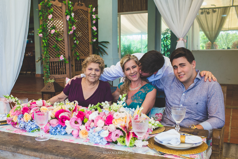 Casamento no Civil de Luiza e Phillipe, no cartório do Shopping DownTown e recepção no Restaurante Pagum na Barra da Tijuca, fotografado por Ana Kacurin.
