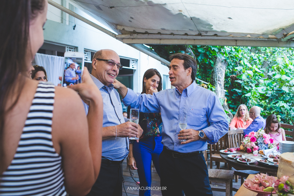 Casamento no Civil de Luiza e Phillipe, no cartório do Shopping DownTown e recepção no Restaurante Pagum na Barra da Tijuca, fotografado por Ana Kacurin.