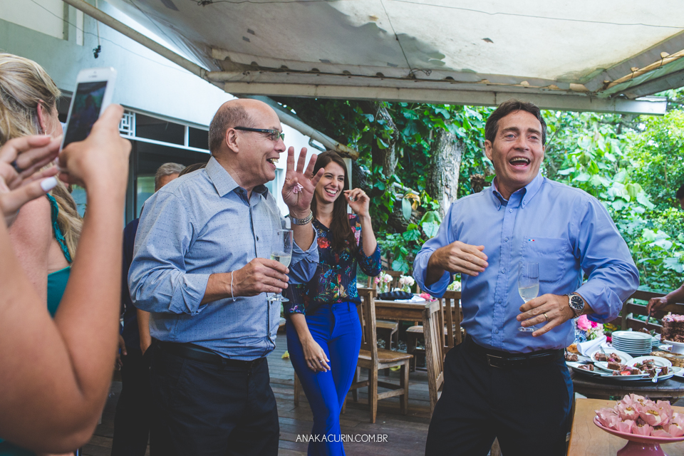 Casamento no Civil de Luiza e Phillipe, no cartório do Shopping DownTown e recepção no Restaurante Pagum na Barra da Tijuca, fotografado por Ana Kacurin.