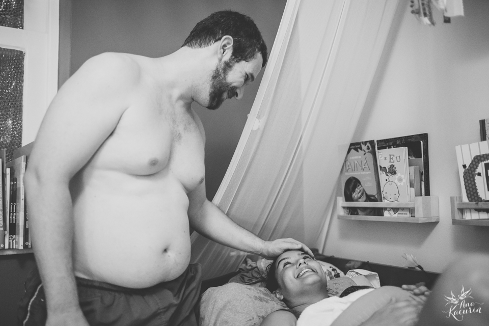 Parto domiciliar da bebê Malu, filha da mamãe Thalita Dol Essinger com assistência da enfermeira obstétrica Maíra Libertad, assistência de Marcella Pereira e doulagem de Paula Ceci Villaça.