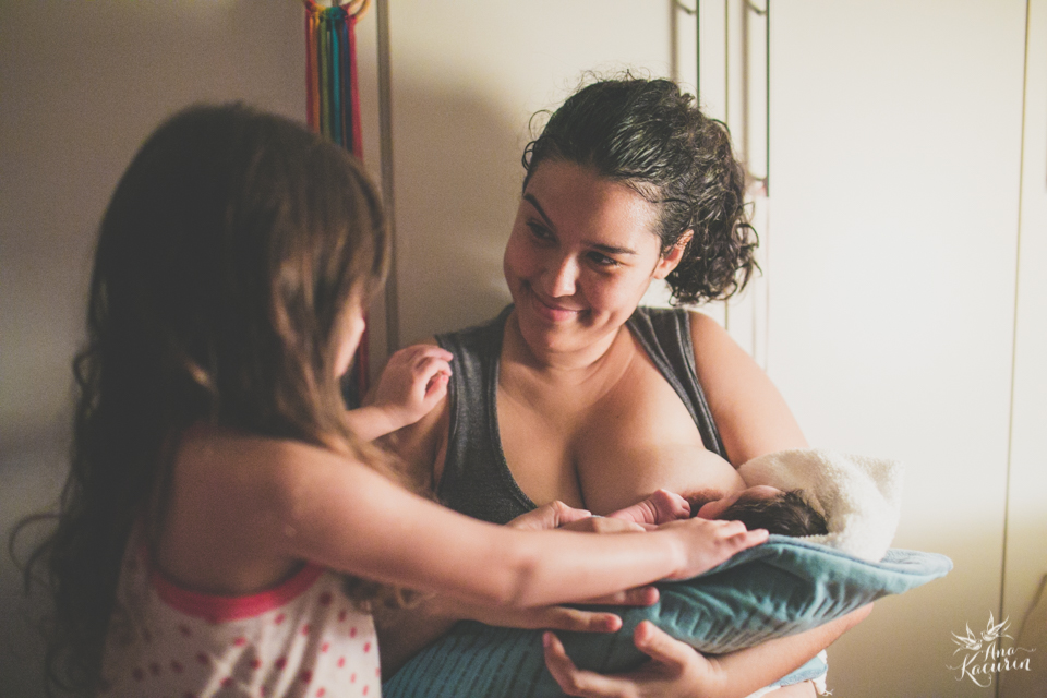 Parto domiciliar da bebê Malu, filha da mamãe Thalita Dol Essinger com assistência da enfermeira obstétrica Maíra Libertad, assistência de Marcella Pereira e doulagem de Paula Ceci Villaça.
