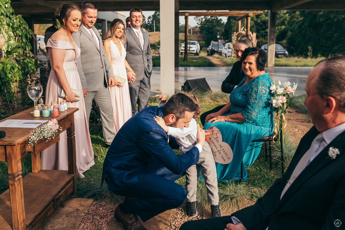 daniela radavelli fotografia casamento externo cerimônia de casamento la casa piemont aia pet dog aia chevrolet pick-up carro antigo 