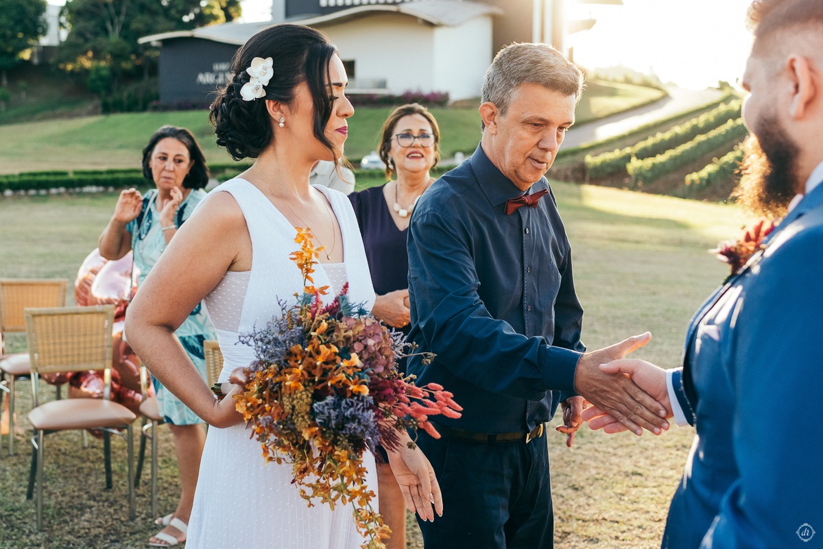 casamento na vinícola Luiz Argenta daniela radavelli fotografia casamento ao ar livre cerimonia externa de casamento casando na vinícola 