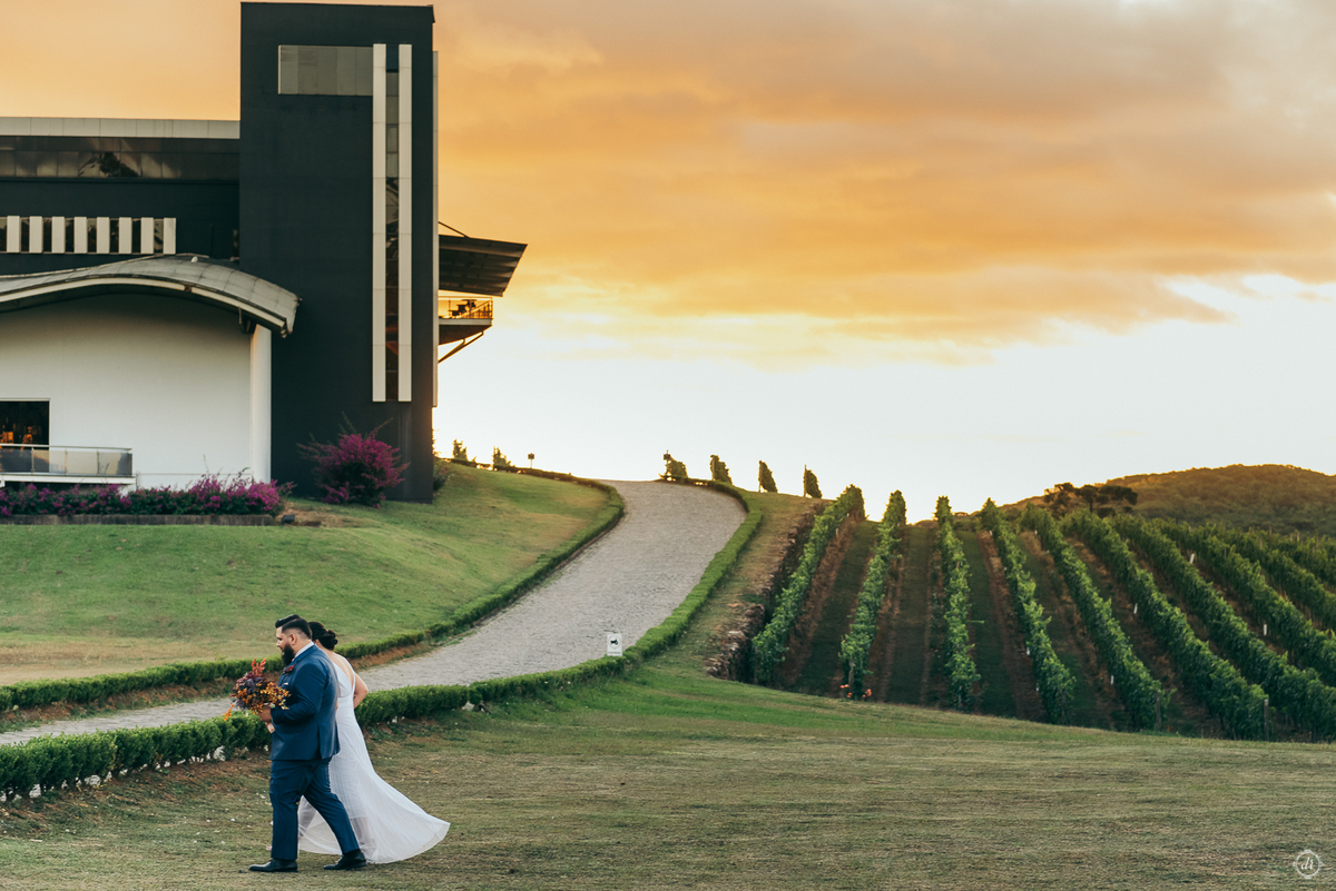 casamento na vinícola Luiz Argenta daniela radavelli fotografia casamento ao ar livre cerimonia externa de casamento casando na vinícola 