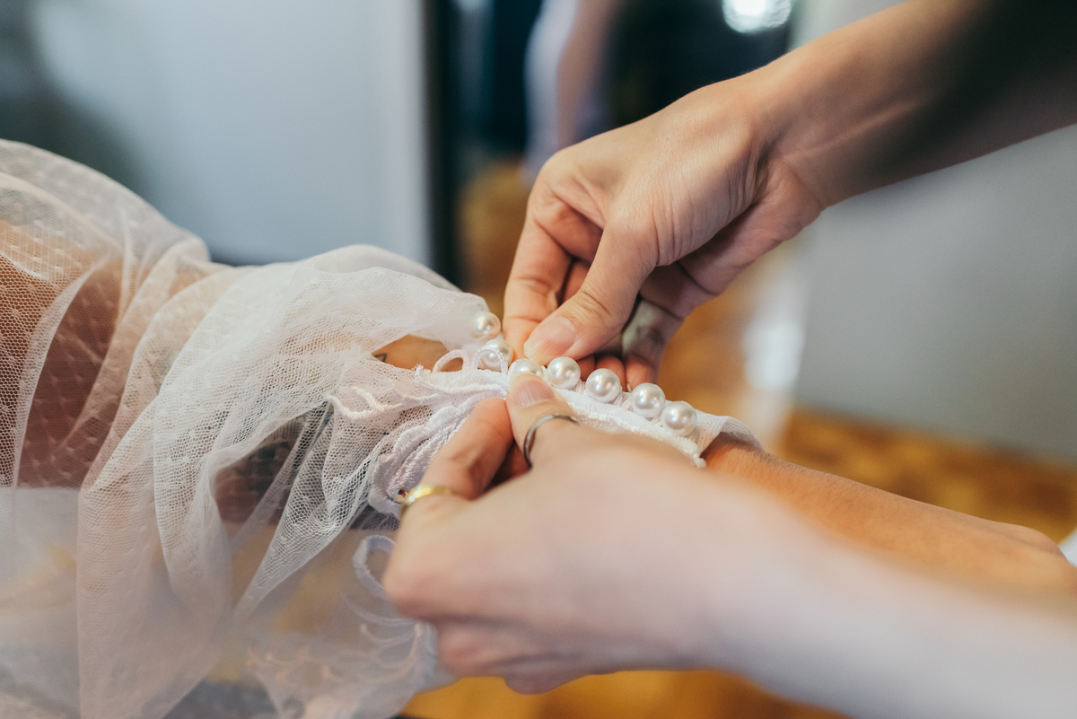 casamento de dia daniela radavelli fotógrafa na serra gaucha vestido de noiva verão festa de casamento com piscina cerimonia de casamento externa casamento em Ijuí villa bento 