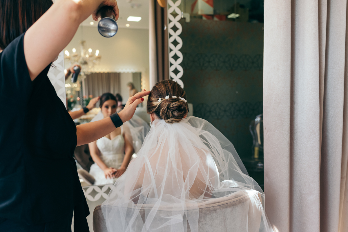 casamento de dia daniela radavelli fotografa buque de noiva casamento na igreja mini casamento villa matuella casamento na serra gaucha festa de casamento externa