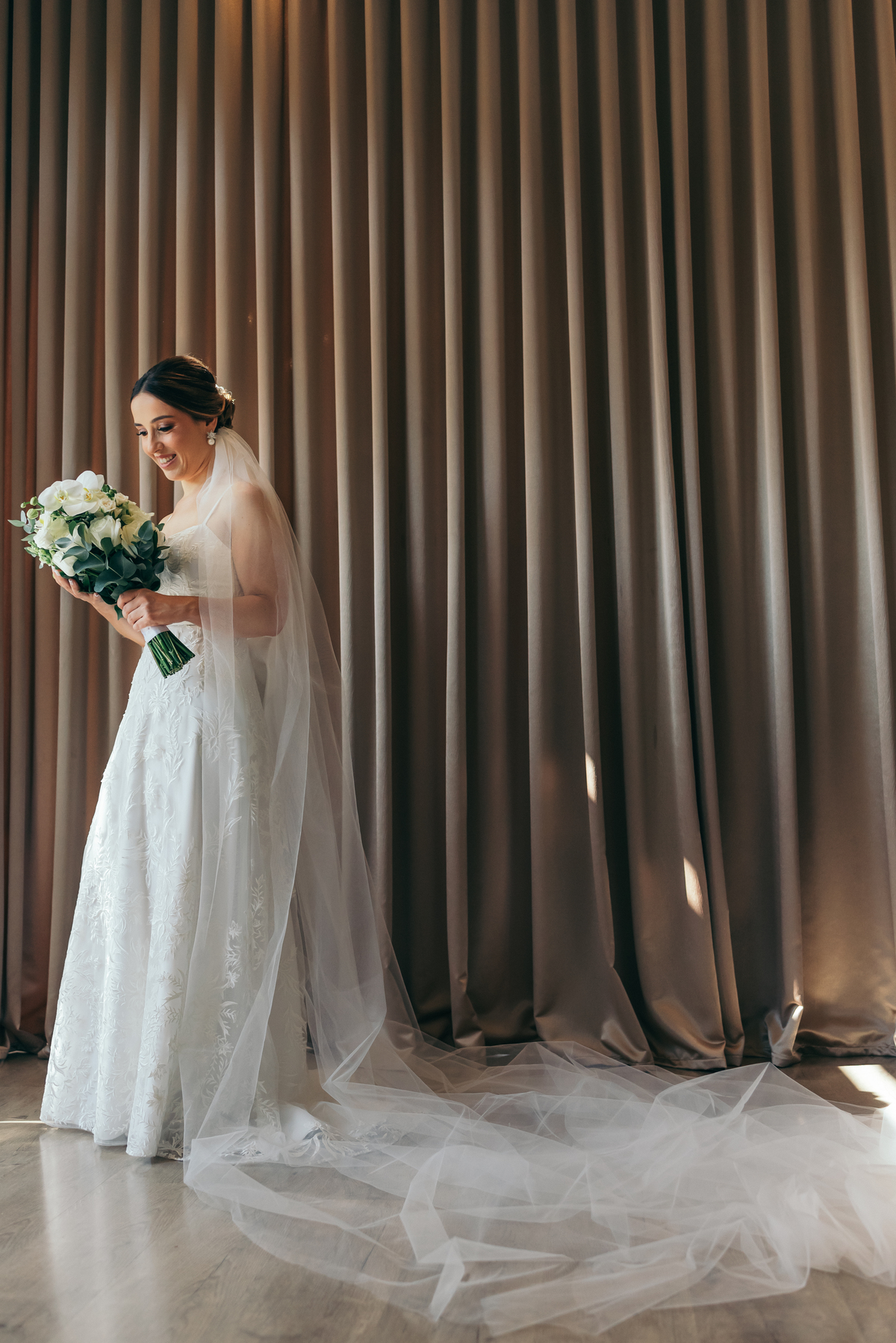 casamento de dia daniela radavelli fotografa buque de noiva casamento na igreja mini casamento villa matuella casamento na serra gaucha festa de casamento externa