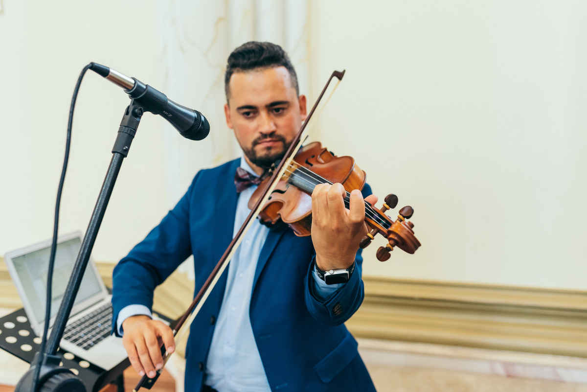 casamento de dia daniela radavelli fotografa buque de noiva casamento na igreja mini casamento villa matuella casamento na serra gaucha festa de casamento externa