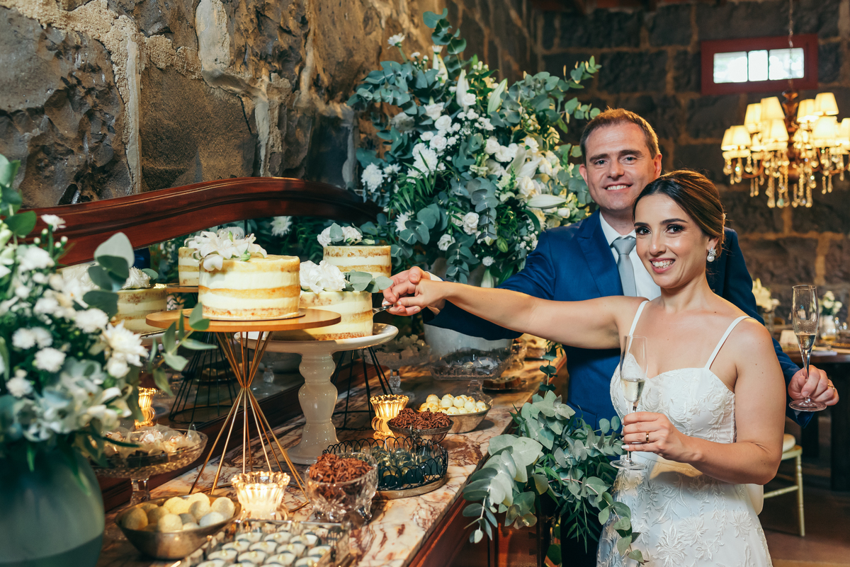 casamento de dia daniela radavelli fotografa buque de noiva casamento na igreja mini casamento villa matuella casamento na serra gaucha festa de casamento externa