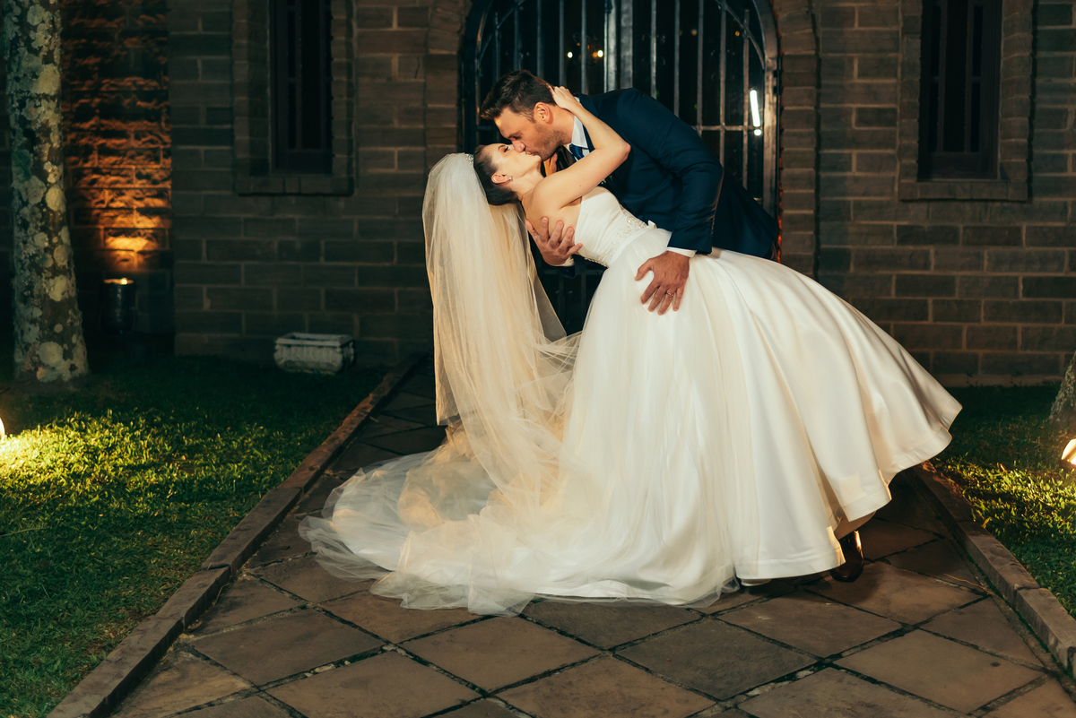 hotel spa do vinho aonde casar no vale dos vinhedos daniela radavelli fotografa de casamento na serra gaucha cave de pedra casamento na vinicola 