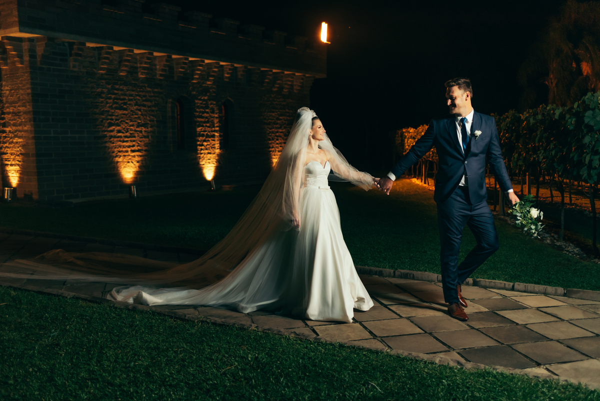 hotel spa do vinho aonde casar no vale dos vinhedos daniela radavelli fotografa de casamento na serra gaucha cave de pedra casamento na vinicola 