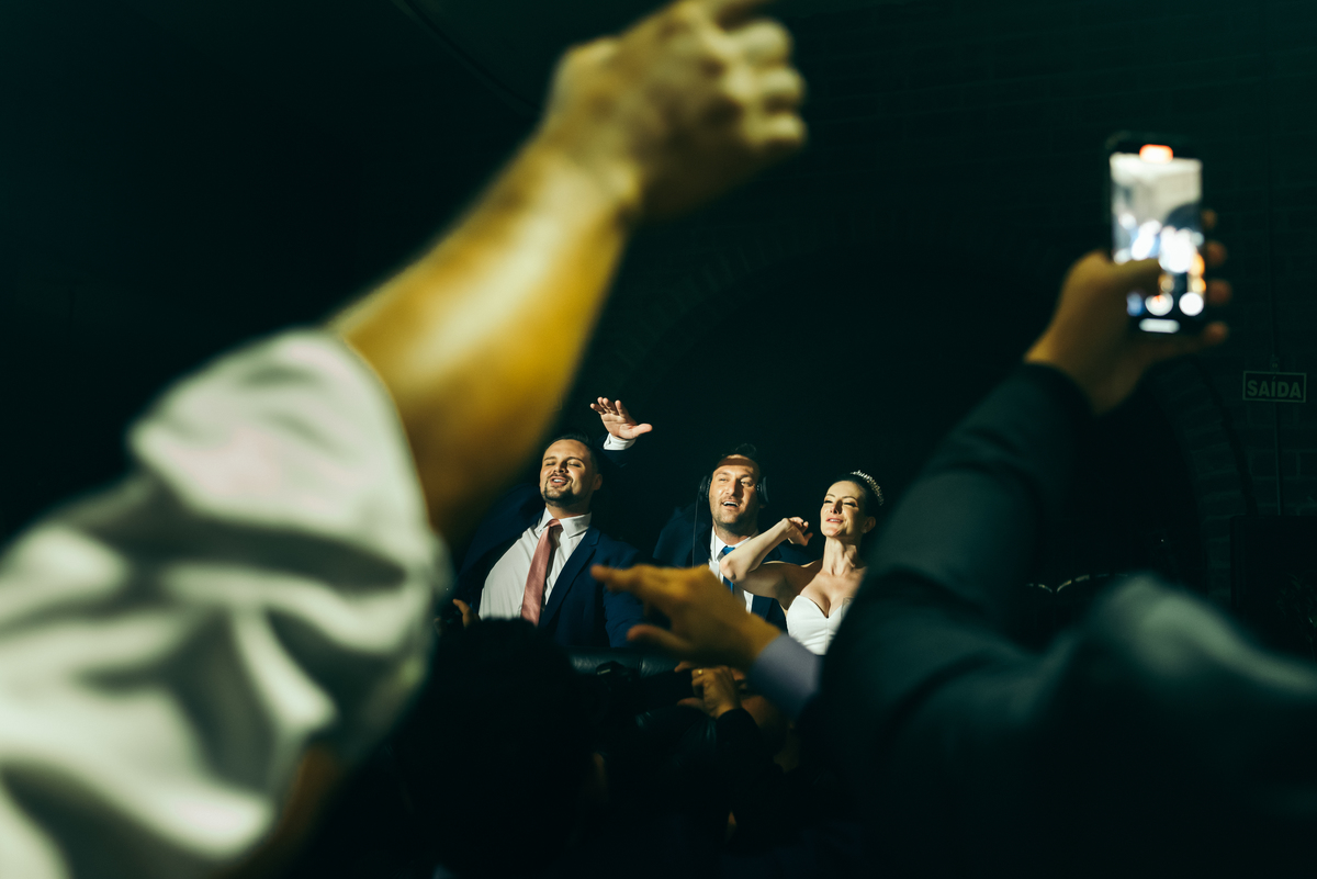 hotel spa do vinho aonde casar no vale dos vinhedos daniela radavelli fotografa de casamento na serra gaucha cave de pedra casamento na vinicola 