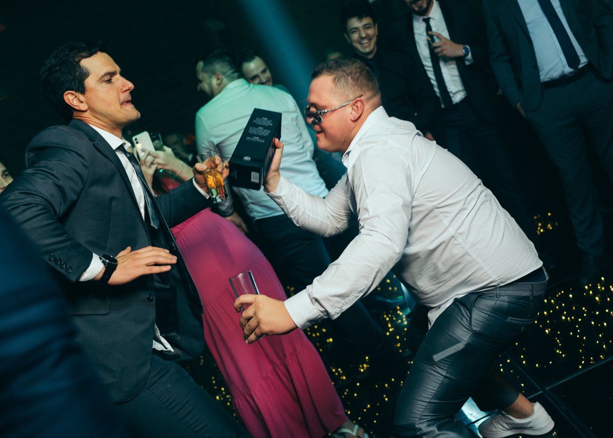 hotel spa do vinho aonde casar no vale dos vinhedos daniela radavelli fotografa de casamento na serra gaucha cave de pedra casamento na vinicola 