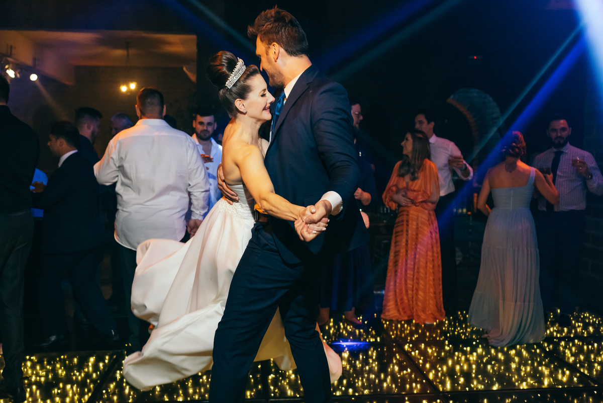 hotel spa do vinho aonde casar no vale dos vinhedos daniela radavelli fotografa de casamento na serra gaucha cave de pedra casamento na vinicola 