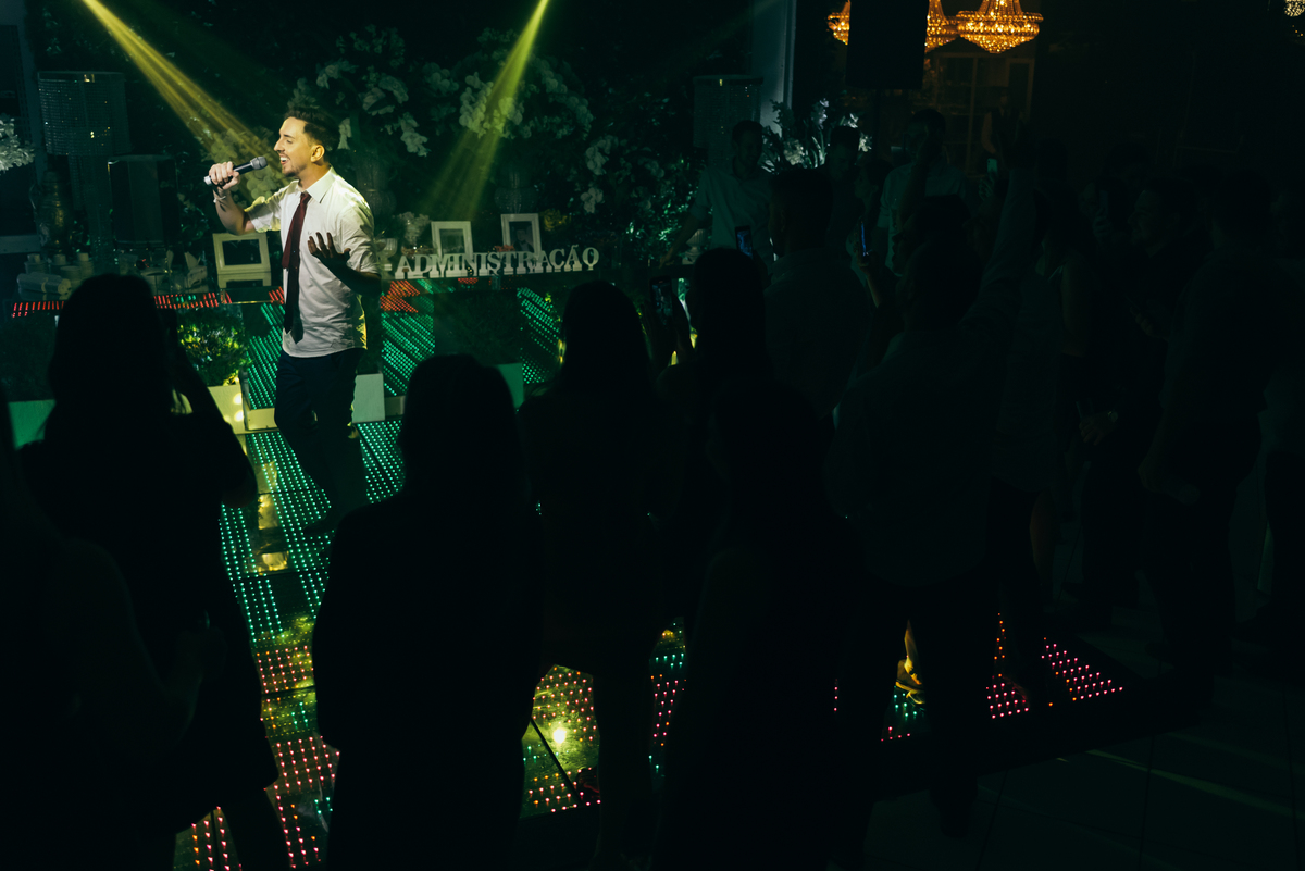 festa de formatura formando em administração decoração de formatura daniela radavelli fotografia espaço nobre caxias do sul fotos de formatura