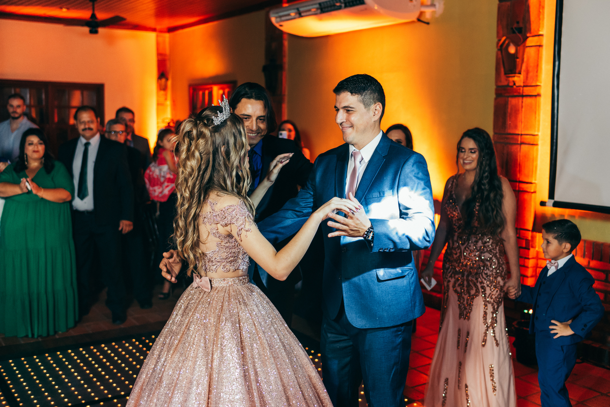 festa 15 anos daniela radavelli fotografia fotos de 15 anos fotografa de 15 anos  debutante fotos de debutante vestido de 15 anos festa de 15 anos princesa make de 15 anos 