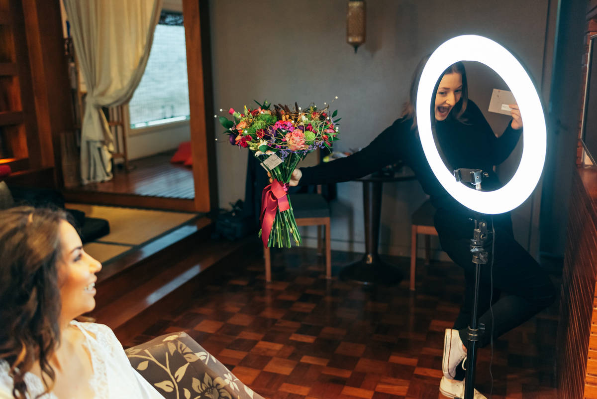 noiva fake trolagem do noivo destination wedding vale dos vinhedos fotografa de casamento na serra gaucha daniela radavelli fotografia casamento de dia 