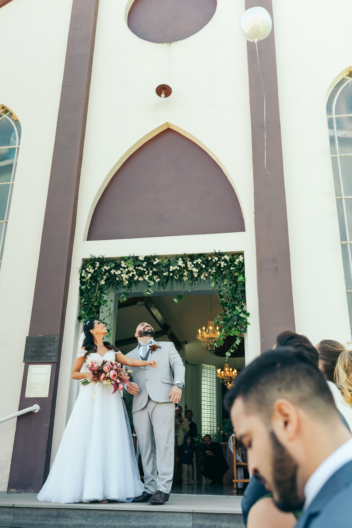 noiva fake trolagem do noivo destination wedding vale dos vinhedos fotografa de casamento na serra gaucha daniela radavelli fotografia casamento de dia 