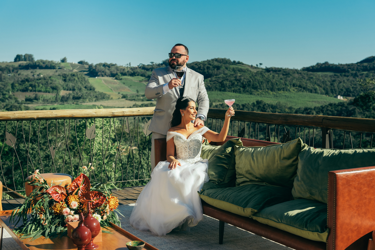 noiva fake trolagem do noivo destination wedding vale dos vinhedos fotografa de casamento na serra gaucha daniela radavelli fotografia casamento de dia 