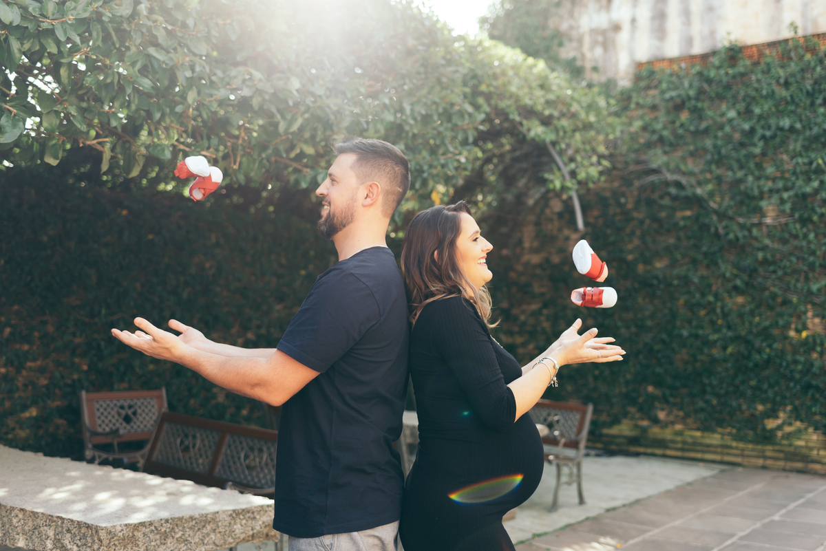 ensaio de gestante ensaio na vinicola casa valduga daniela radavelli fotografia look de gestante  ensaio gestante vale dos vinhedos ensaio a espera de gemeos