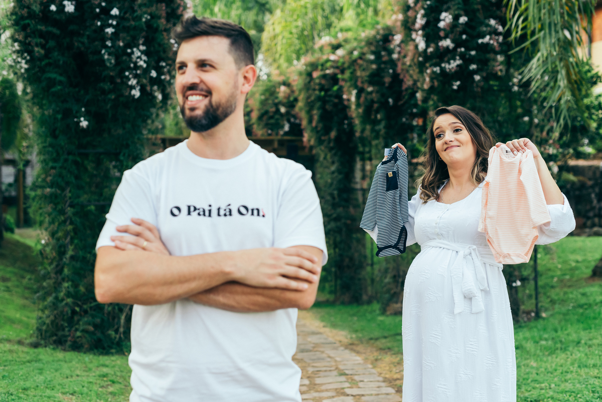 ensaio de gestante ensaio na vinicola casa valduga daniela radavelli fotografia look de gestante  ensaio gestante vale dos vinhedos ensaio a espera de gemeos