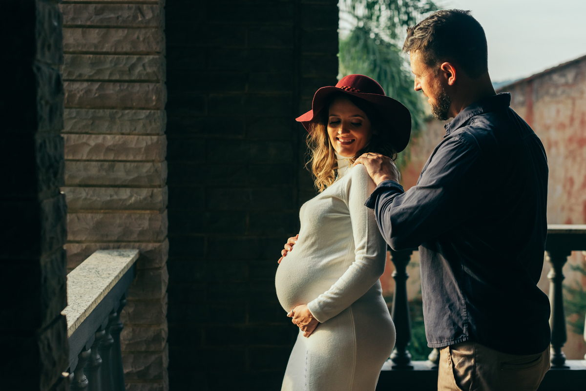 ensaio de gestante ensaio na vinicola casa valduga daniela radavelli fotografia look de gestante  ensaio gestante vale dos vinhedos ensaio a espera de gemeos