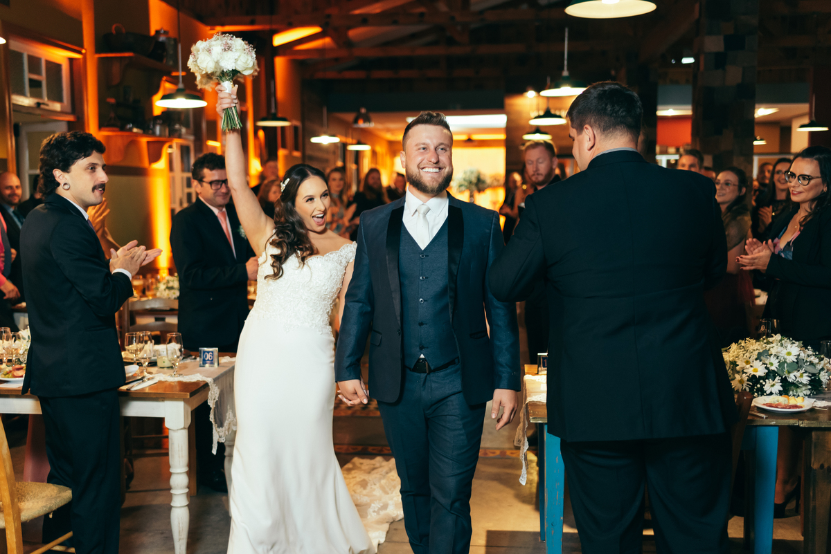 fotógrafa na serra gaucha vestido de noiva verão festa de casamento weddingday fotografia de casamento veranópolis