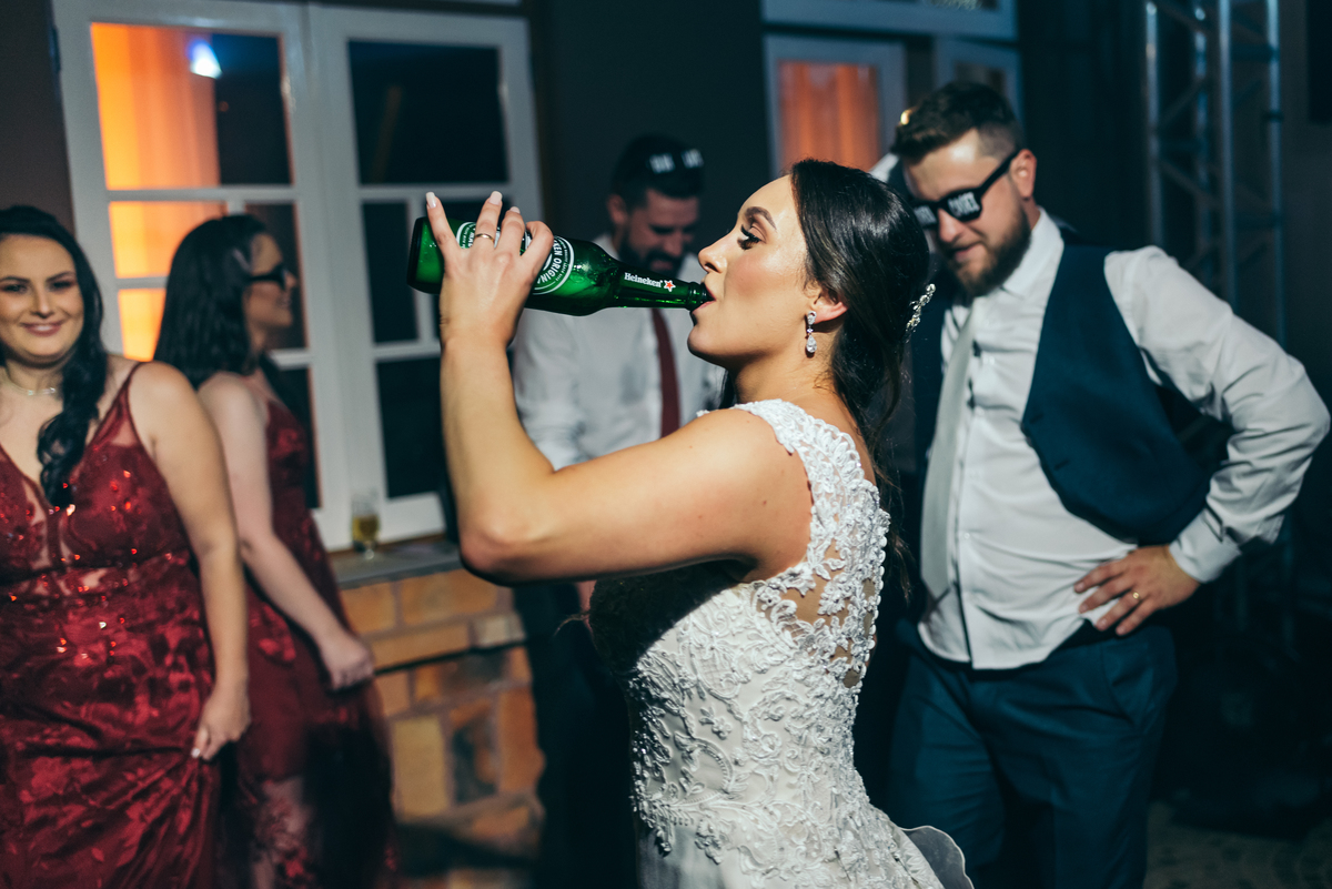 fotógrafa na serra gaucha vestido de noiva verão festa de casamento weddingday fotografia de casamento veranópolis