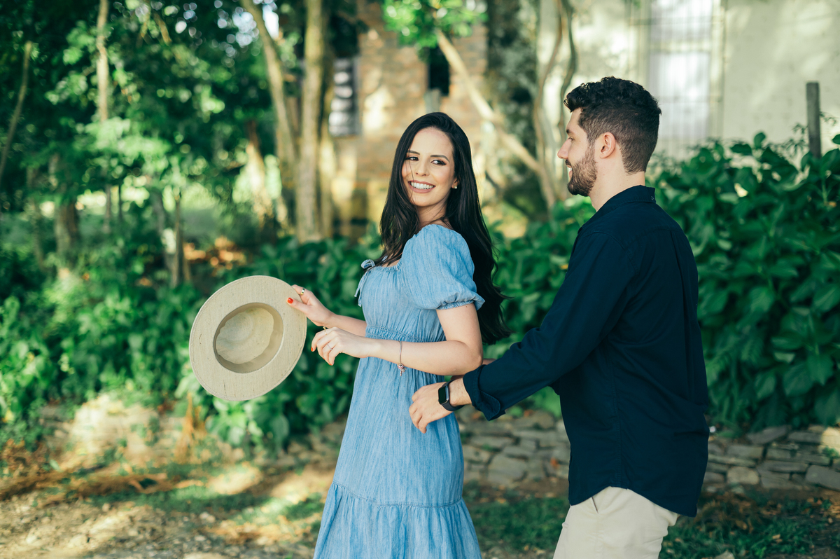 ensaio pré wedding fotografa de casamento na serra gaucha ensaio de casal em Bento fotos de casamento vinícola don giovanni 