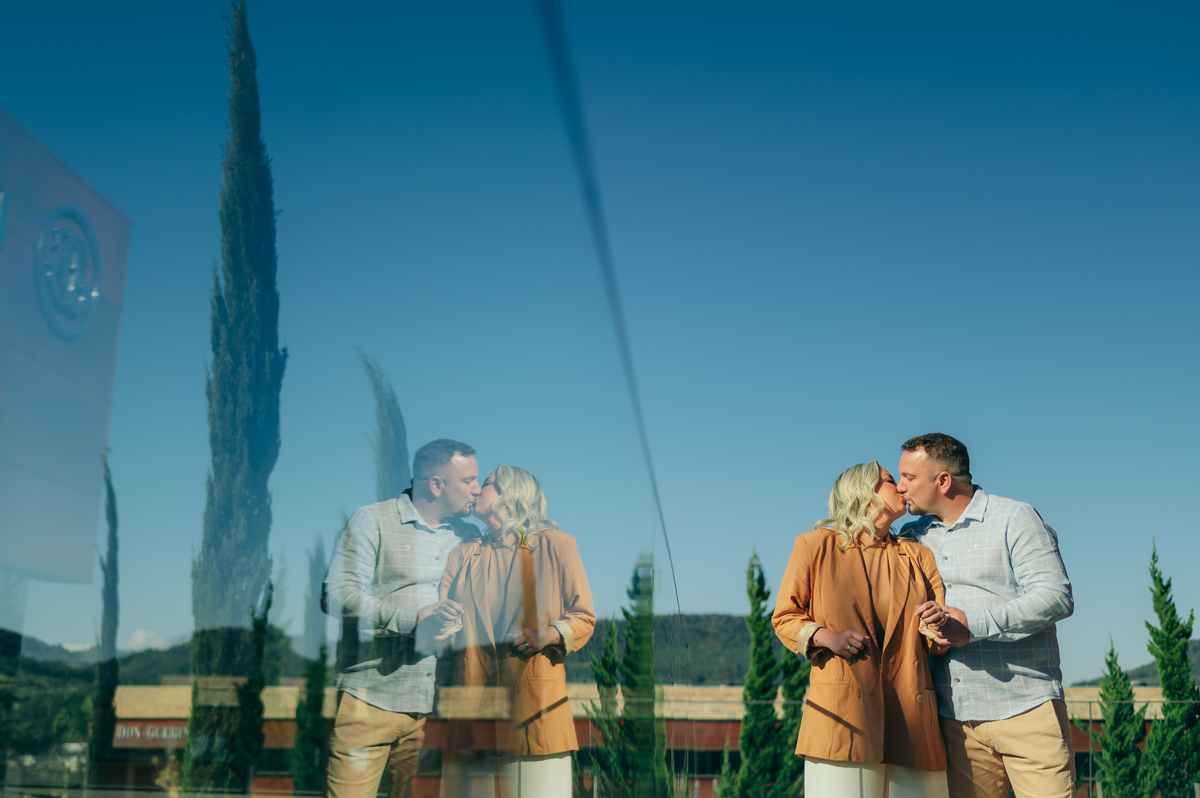 ensaio de casal, ensaio pré wedding daniela radavelli fotografia  vinícola don guerino fotografa na serra gaúcha fotógrafa de casamento 